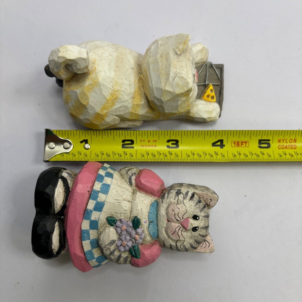 Midwest of Cannon Falls Cat Figurines Folk Art Wood Look Resin Set of 2 - Picture 5 of 5
